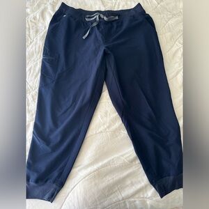 Women’s Figs Zamora Jogger Scrub Pants - Navy